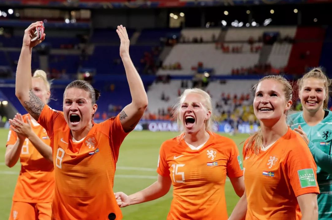 女足对荷兰时间_中国女足对荷兰时间