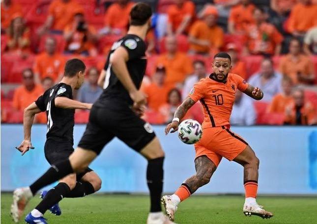 北马其顿VS荷兰_北马其顿vs荷兰谁开球