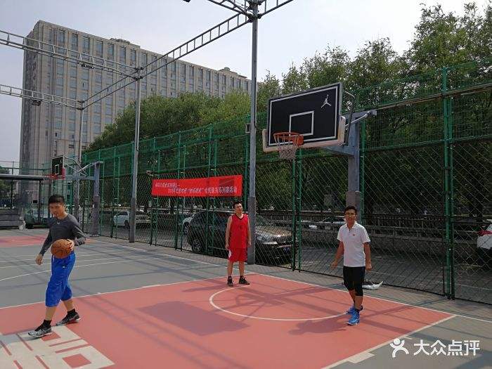 北京篮球_北京篮球夏令营