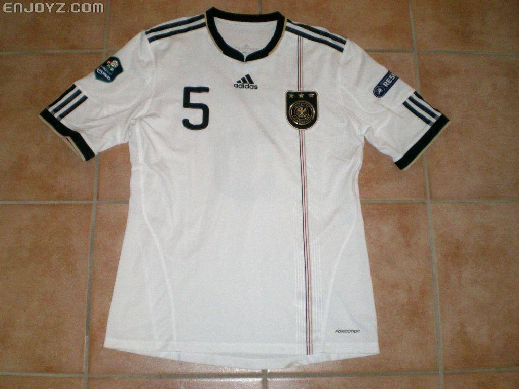 德国队球衣_1990年德国队球衣
