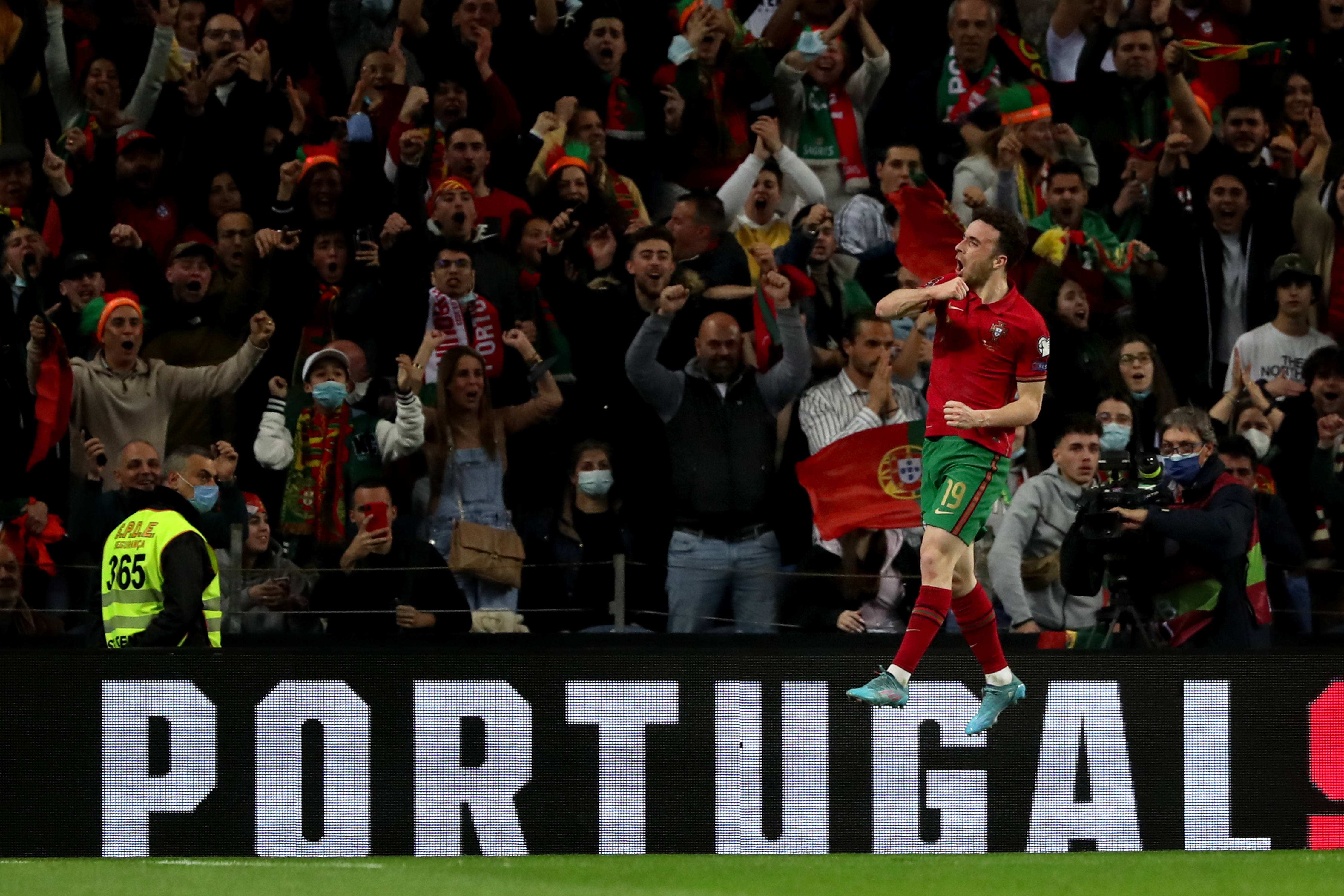 葡萄牙对土耳其_世界杯预选赛葡萄牙对土耳其