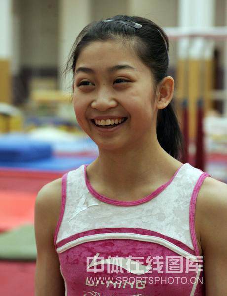中国女子体操队队员_中国女子体操队队员图片